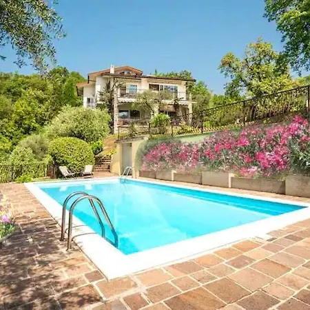 Ludovica Gardone Riviera